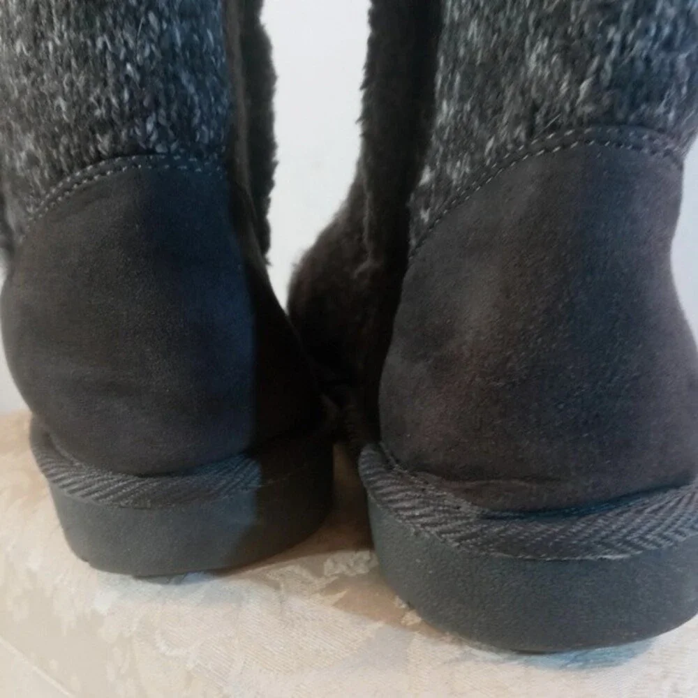 Arizona Swan Faux Fur Lined Fabric Boots 6